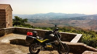 preview picture of video 'BRUTTIVIDEO on WHEELS // Motorbike Casello Chiusi 2 Radicofani BMW R1200r'