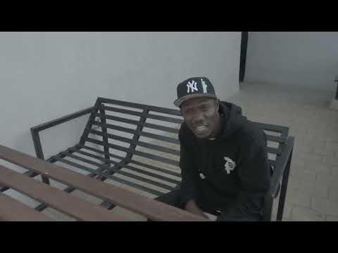 Wayne G and CLEMMOTRAPPIZ (THE GUY)