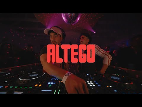 Under The Disco Ball 44 ft Altego