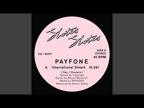 International Smark (feat. Tigerlight)