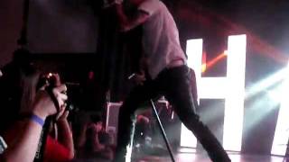 Family Force 5 2011 Christmas Pageant: Hawk Nelson singing Christmas Time is Here
