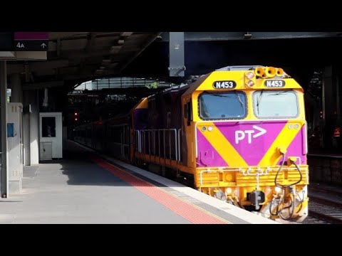 N453 departing southern cross with the down Bacchus Marsh service