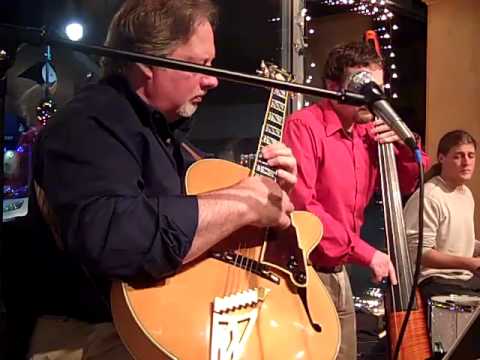 Bill Barnes Trio Excerpts from performances Rock City Cafe, Rockland, Maine 2012.mp4