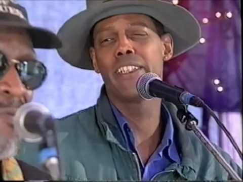 Eric Bibb & Taj Mahal I Need A Vacation