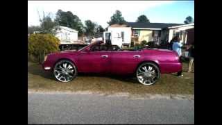 preview picture of video 'Deville on 28s inch rims with the chop top'