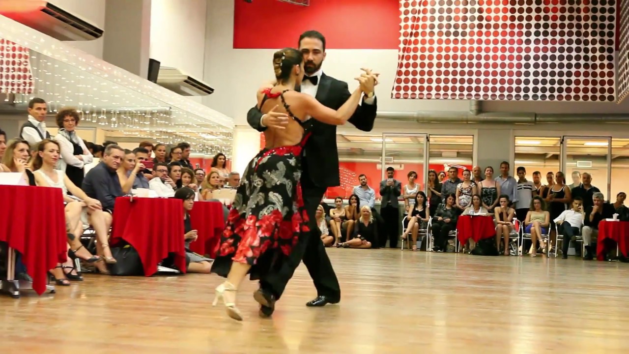 Alejandra Mantinan y Giuliano Gambarelli - Frente al mar - MUST Milonga Roma 1.7.2018