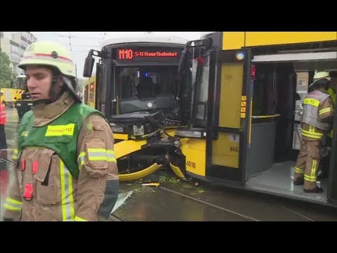 Berlin: 27 Verletzte nach Kollision zweier Straßenbahnen