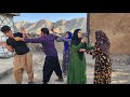 Intense Clash Between Akbarand Ruhollah Kausar SinterventionandAkbar Slast Chance To Ruhollah