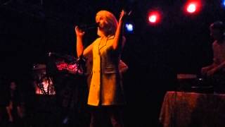 Little Boots - Intro + Working Girl (Live in Boston)