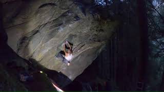 Video thumbnail de Maverick, 8a+/b. Magic Wood