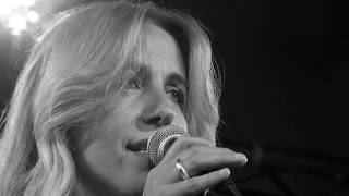 Ginevra Di Marco trio:  Brace