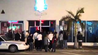 Journey Throug  Esquizo Miami Viernes Cultural .....walking camera