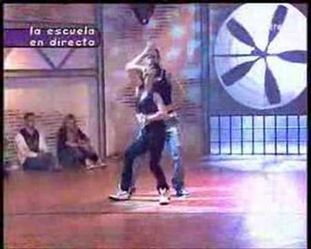 Semana 14 - Martes - Quique y Vicky - Fama A Bailar