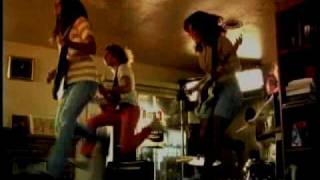 The Willowz - "Ulcer Soul"