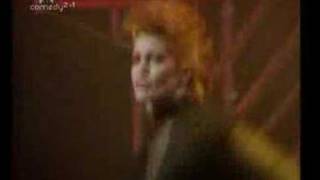 Toyah - Don&#39;t Fall In Love  (kenny everett)