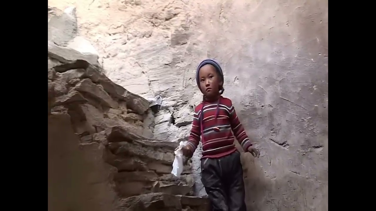 Base Camp Everest – Top of the world (Enhanced 4K)