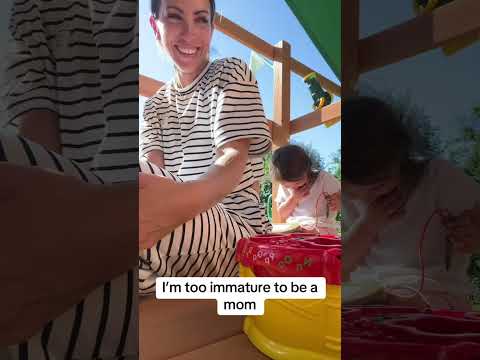 Her laugh is so infectious 😂