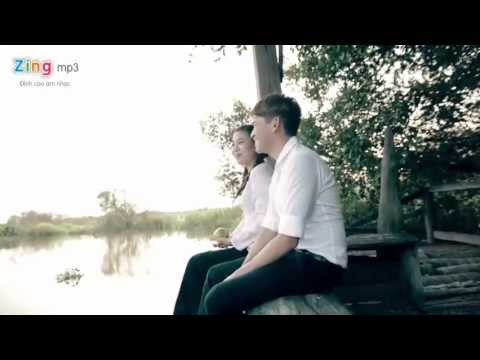 Thể hiện bởi Phùng Ngọc Huy