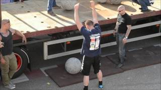 preview picture of video 'Gert Rabe  Stone lifting'