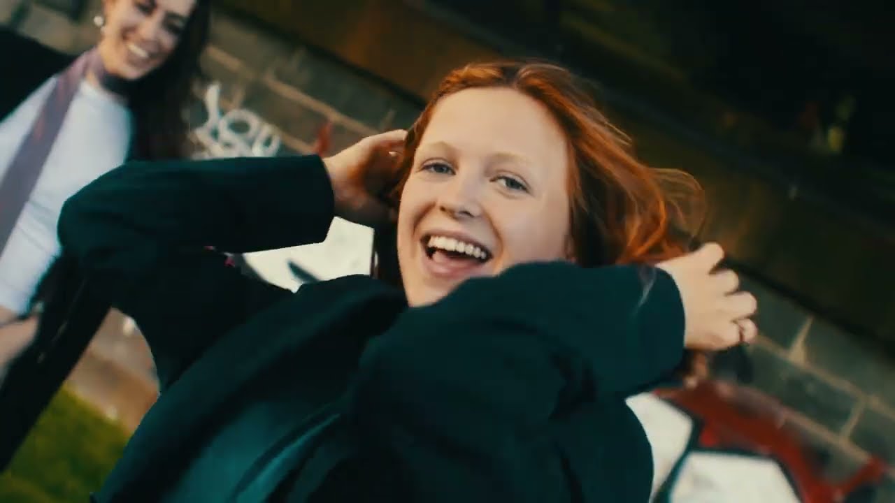  mit dem Titel 'Heiss Für Mich' / Video ((jetzt ansehen))