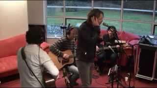 Van Dik Hout - 'Gun Me Wel Je Tranen' (Live @ Guis!)