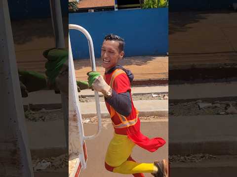 Nois e muito trampo pra poucas ideias