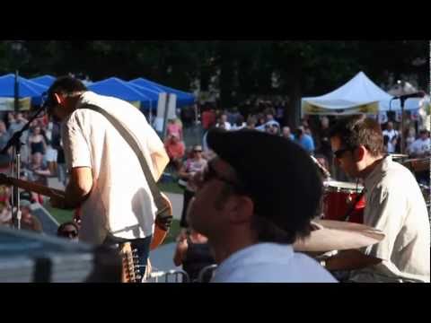 download lagu mp3 mp4 Creole String Beans, download lagu Creole String Beans gratis, unduh video klip Creole String Beans