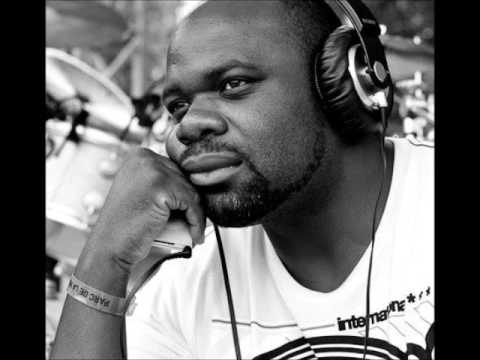 Kohndo - Mike branché!