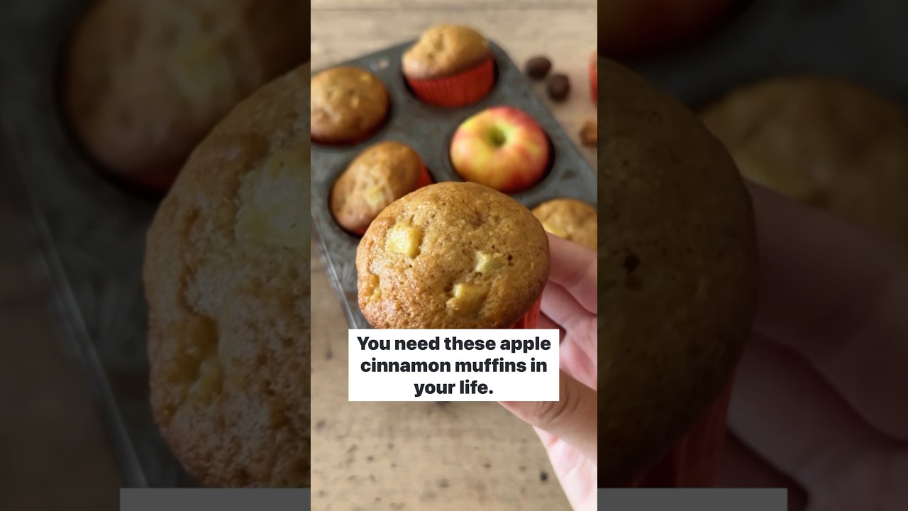 You need these fall apple muffins in your life. We are kind of obsessed! 🍎