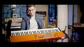 Video thumbnail for VOX Continental Keyboard - Offizielles Produktvideo mit Sevan Gökoglu by voxampsde