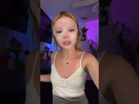 new fav mask (also ignore my sunburn it&rsquo;s SO BAD.) | | #collagenmask #hydrogelmask #1hourmask