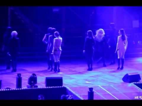 121021 GS Concert SNSD TaengSic Moment