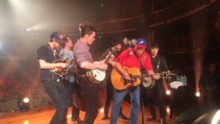 Old Crow Medicine Show Performs “Tennessee Bound” at the Country Music Hall of Fame