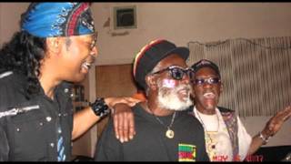 Burning Spear, Mek We Dweet. (Reggae)