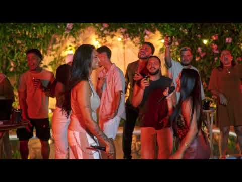 LIANE FT THAYZINHA - TUBARÕES