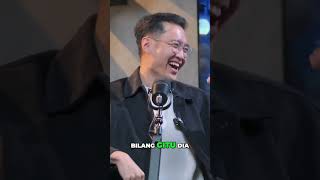 Download lagu Alasan Ibunda Melarang Raymond Chin Tinjuan sama Timothy #podcast #clips #shorts mp3 Download lagu Alasan Ibunda Melarang Raymond Chin Tinjuan sama Timothy #podcast #clips #shorts mp3