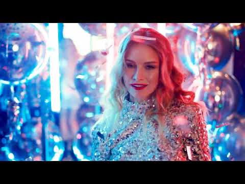 Abel Mocanu   Te dadeai fata de casa Videoclip Oficial