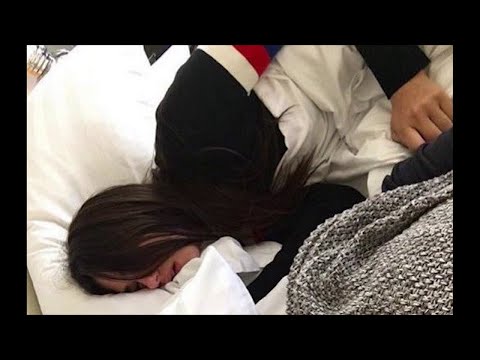 Video thumbnail for Golden Slumbers (Acoustic)