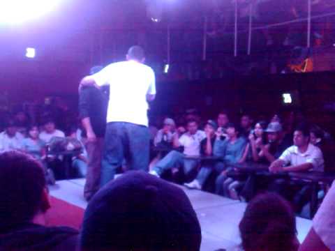 Danybiggg vs Akozo - Batalla de los guantes de oro cuartos de final