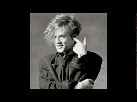 Miguel Bose Ft (R E M) Lo Que Hay Es Lo Que Ves - Miguel Bose