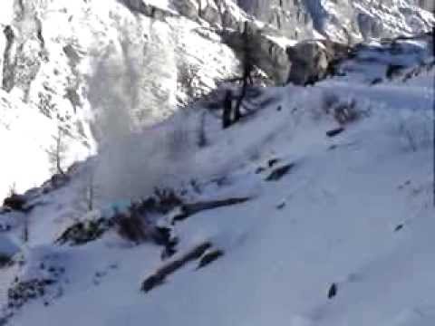 Test d'explosifs en montagne