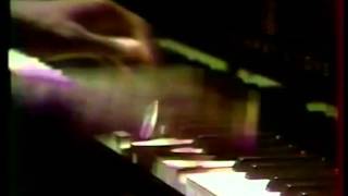 Memphis Slim - Pinetops Boogie Woogie  (Live Video - 1973)
