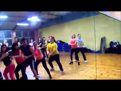 Ela gosta De Frente Ou De Costas - O Som Do Povo