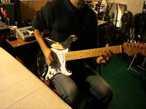 Danilo De Berardinis Guitar Solo Improvisation Guthrie Govan JetBlack Cover.mpg