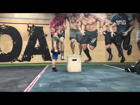 Dumbbell box step ups