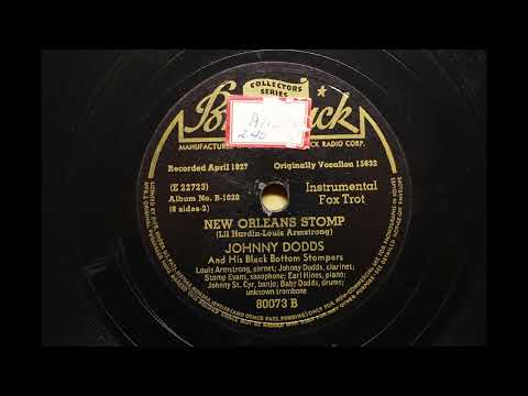 JOHNNY DODDS and his BLACK BOTTOM Stompers { NEW ORLEANS STOMP } 1927,