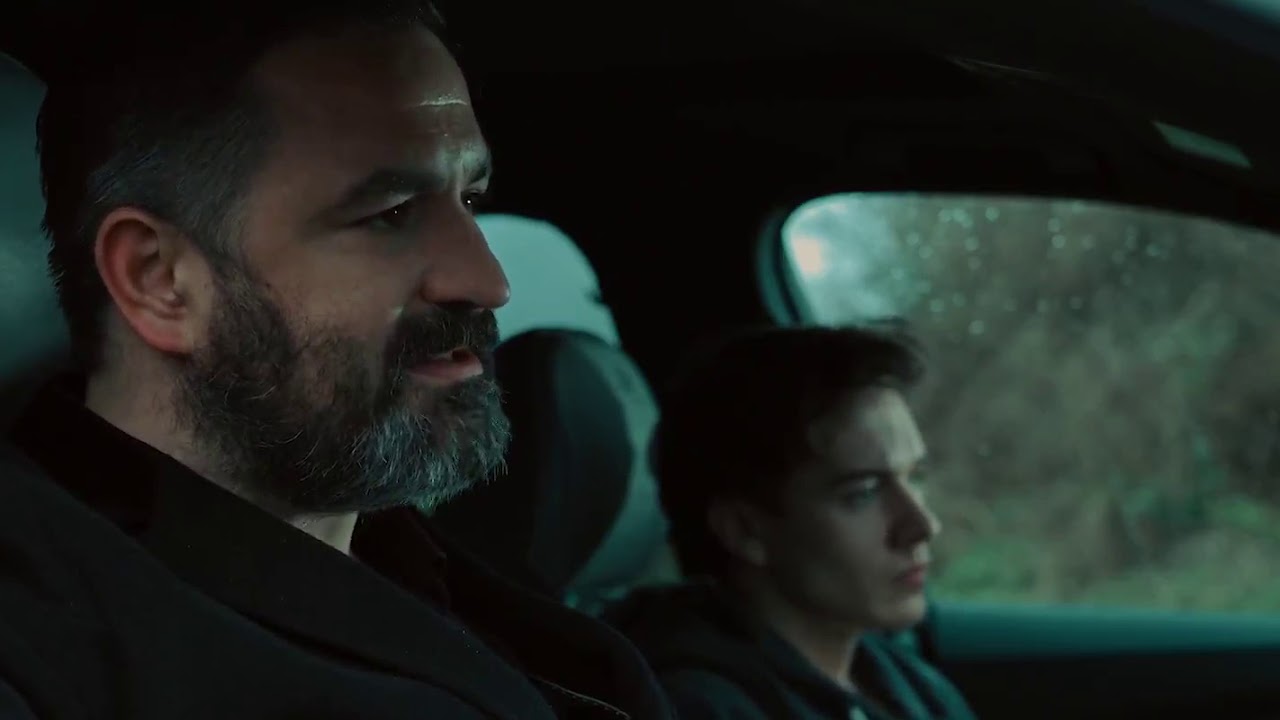 Trailer oficial de 24 Little Hours  - Legendado