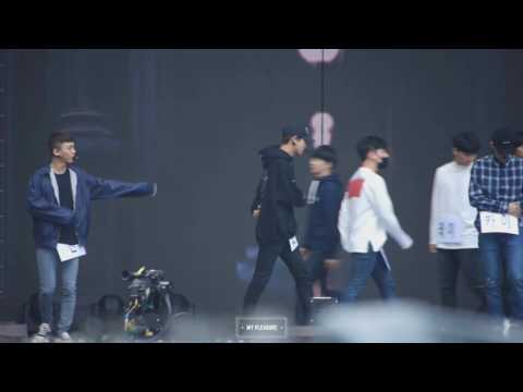 [EXO CHANYEOL] 161008 DMC festival Korean Music Wave MAMA rehearsal 코리아 뮤직 웨이브 마마 리허설 엑소 찬열