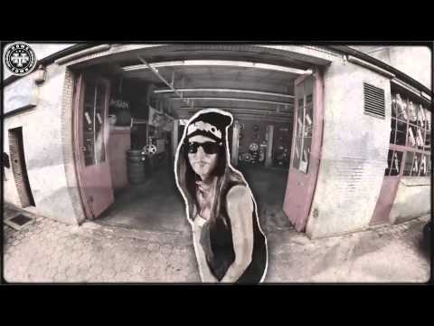 NAYA ISSO HOOK Petschino vs Dekzter Fro