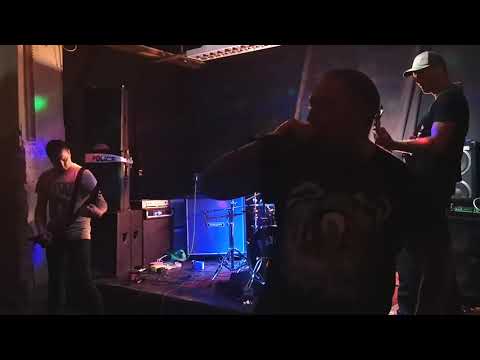 Cornix - Roar(live@Kripta, Budapest)